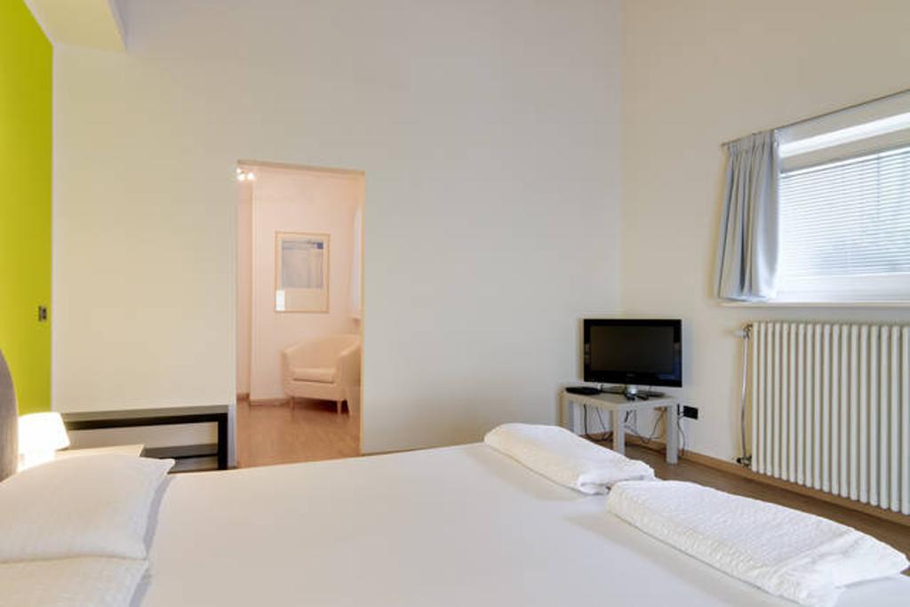 ترينتو B&B Al Palazzo Malfatti الغرفة الصورة